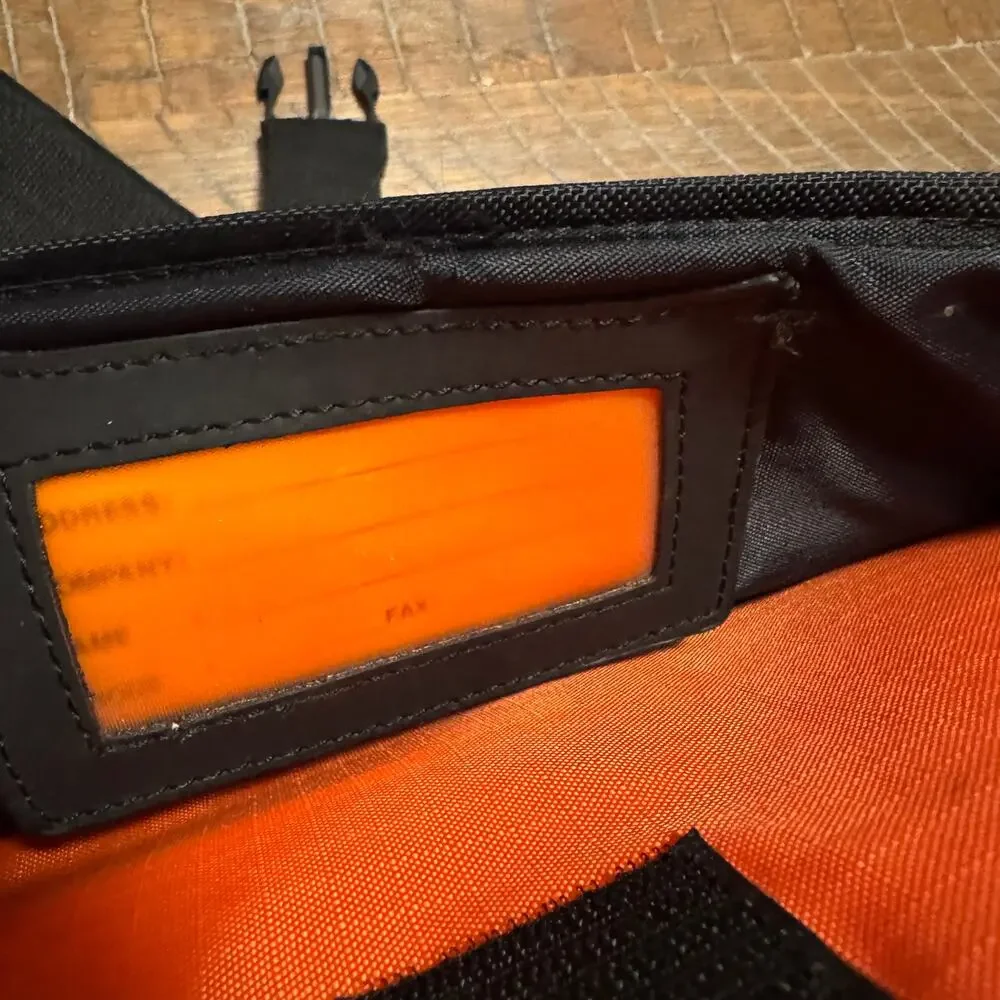 Targus Rugged Laptop Messenger Bag Computer Case Padded Air Mesh Briefcase